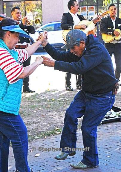 plaza dancers 5 graphic